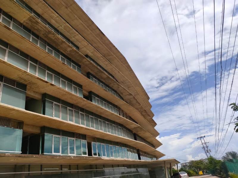 Local de 104 m² en Centro Empresarial Vector Verde