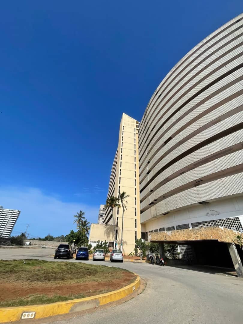 Apartamento en Av. Bolívar 